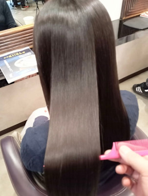 髪質改善/ 縮毛矯正/ 酸熱ストレート/白髪染め/ショート