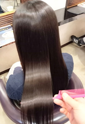 髪質改善/ 縮毛矯正/ 酸熱ストレート/白髪染め/ショート