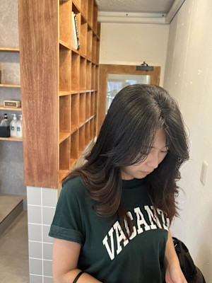 くびれレイヤー×艶ロング