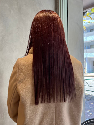 チェリーレッド