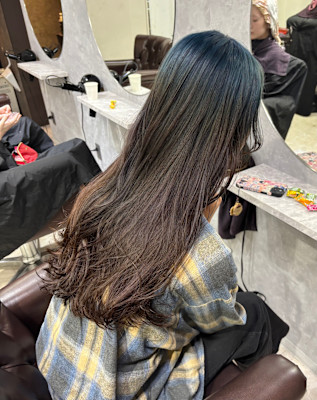 ルーツカラー×ターコイズ×ブラウン