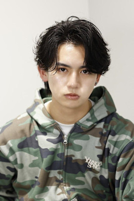 かき上げフェザーパーマ