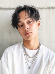 メンズ/センターパート/韓国ヘア/ニュアンスパーマ