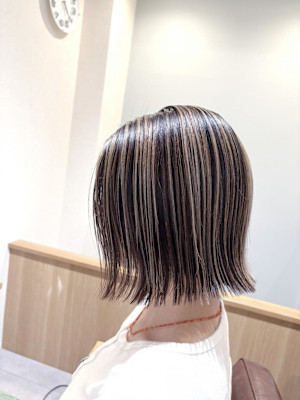 地毛を生かしたデザインカラー