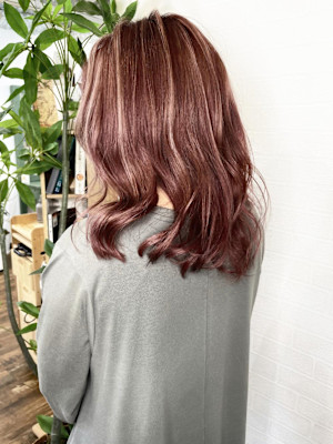 チェリーピンクのハイライト【飯田淳平】Re:ta Hair
