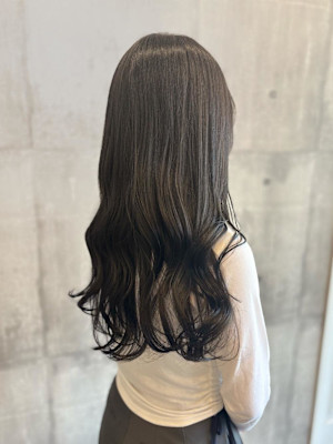 ダークグレージュ 《 ARCH Mayu 》