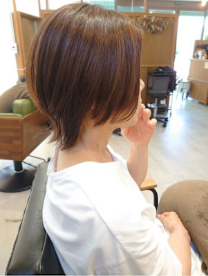 脱・白髪染めショートウルフ