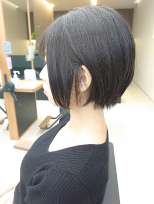 ナチュラルショートボブ