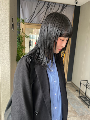 ミディアム ブルーブラック