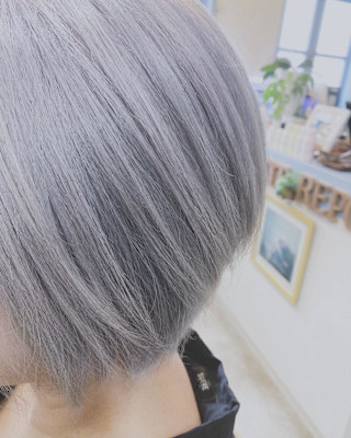 Petit Repos ボブ　インナーカラー