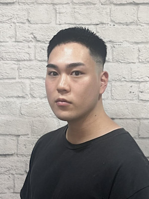 メンズ／ハイフェード／ベリーショート／刈り上げ