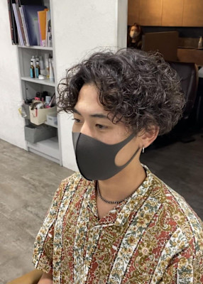 センターパート/くるくるパーマ/スパイラルパーマ