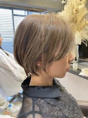 大人かわいいアッシュカラー