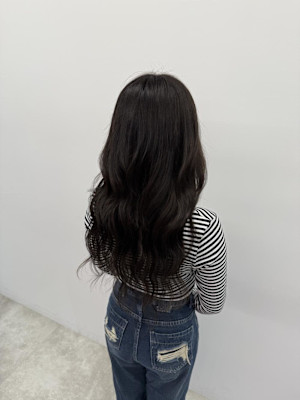 暗髪ロング！