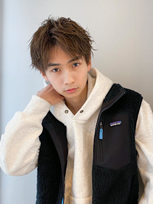 メンズフェザーパーマニュアンスデザイングレーカラー