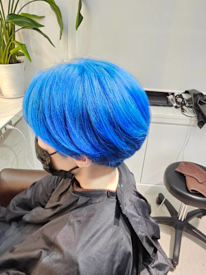 aluss with AKROS omotesando