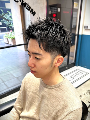 アップバングショート【SHIFT】