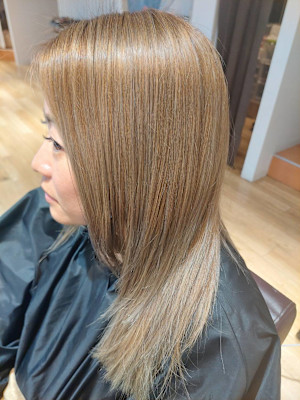 aluss with AKROS omotesando