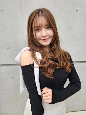 aluss with AKROS omotesando