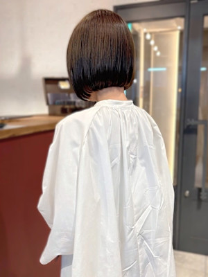 20代30代 ミニボブ ワンレンボブ ブラウンアッシュカラー