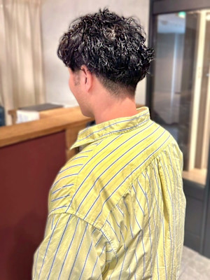 刈り上げ ツーブロック メンズパーマ スパイラルパーマ