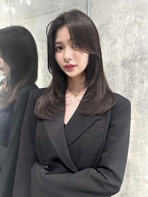 髪質改善＊ミニウルフレイヤーセミロング＊美髪【Zina神南】