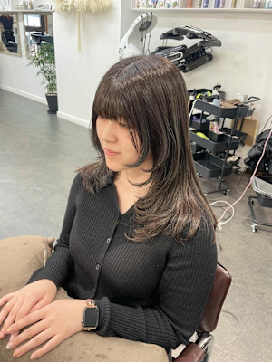 ミディアムレイヤー/ロングレイヤー/ハッシュカット