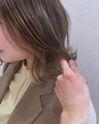 スモーキーベージュ　インナーカラー