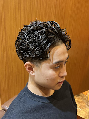 銀座　理容室　メンズパーマ