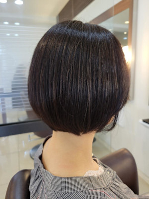 ストレートボブ　縮毛矯正