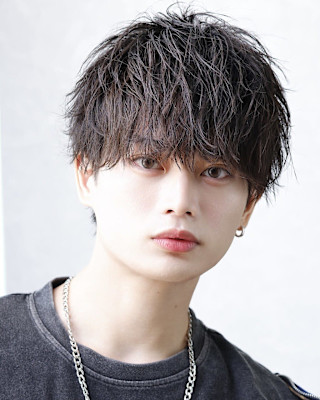 【シャープパーマ×ショートマッシュ】