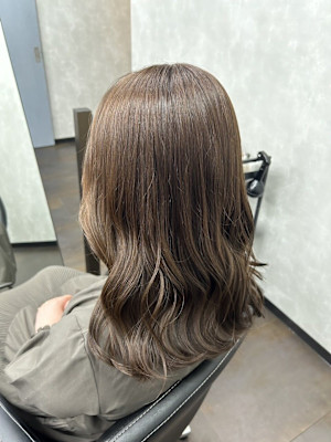 ラベンダーベージュ