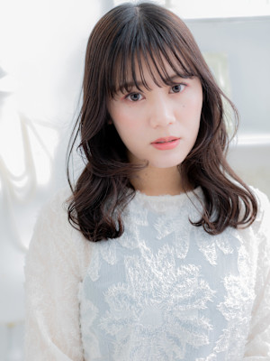 アッシュブラック外国人風なみなみウェーブ　韓国風巻き