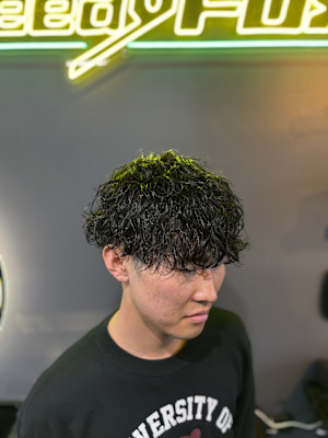 縦落ちツイストスパイラルパーマ
