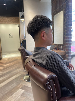 フェードパーマ