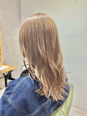 ミルクティーカラー