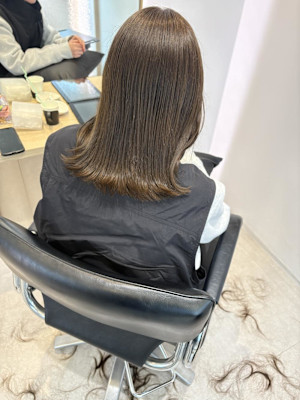 ミディアムボブヘア