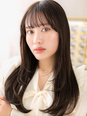 大人フェミニンロングレイヤーエアストレート　韓国風巻き