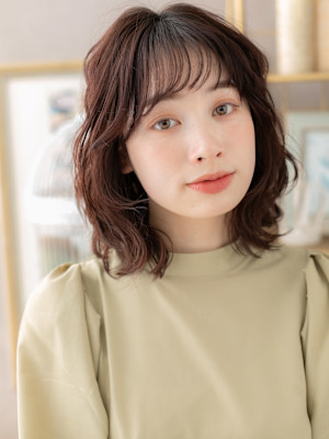 フレンチカジュアル小顔くびれレイヤーウルフ　マロンベージュ