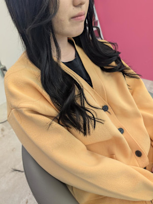 王道黒髪ロングヘアー