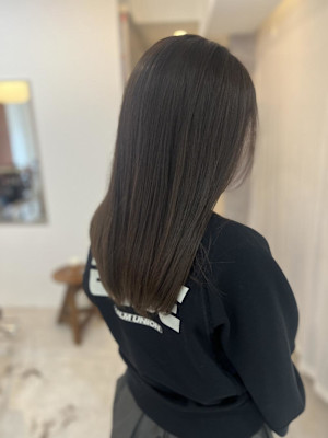 毛先まとまる美艶ミディアム