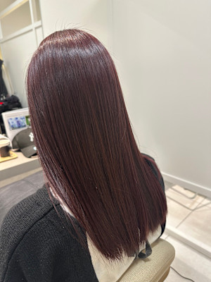 ピンクベージュ