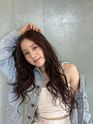 柔らかさ×抜け感ロング