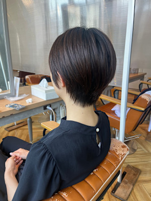 まとまりやすいショートヘア！