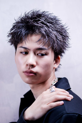 スパイキーショート