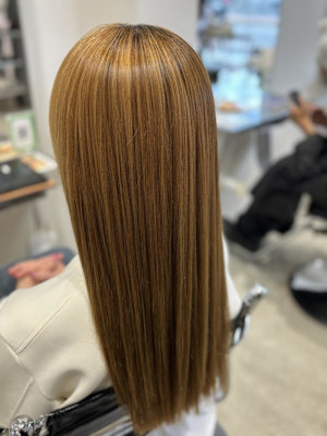 ホリスティック縮毛矯正