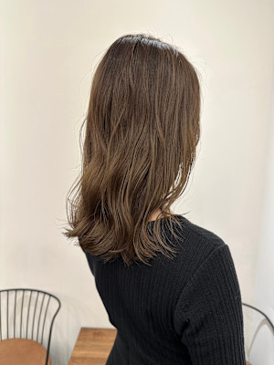 池袋 イルミナカラー 透明感 アッシュベージュ♪