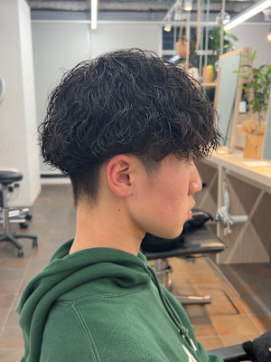 メンズカットツイストスパイラルパーマニュアンスパーマショート