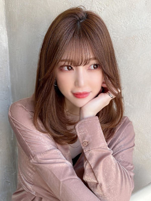 ミニウルフ前髪パーマ韓国くびれミディアムチェリーブラウン