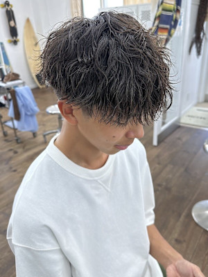 メンズパーマ×メンズブリーチ メンズヘアサロン YUIMAR